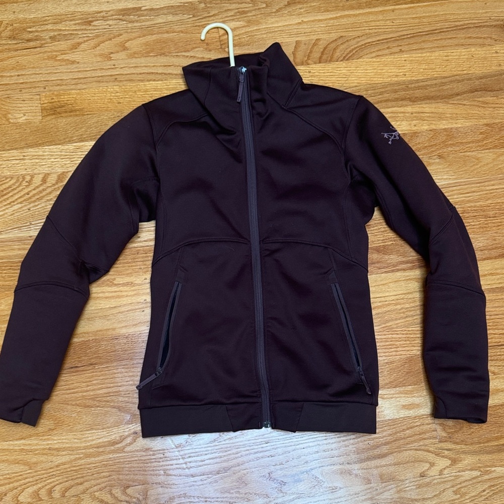Arcteryx Straibo Jacket purple small women’s with Zipper fleece